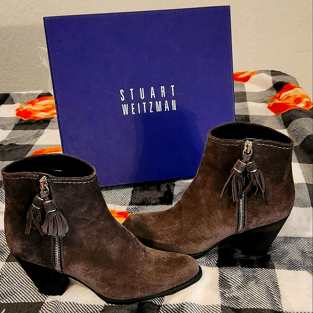 Stuart Weitzman Gray Suede Ankle Boots Tassels 3" Heel Womens Size 7 Wes…
